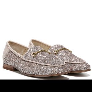 Loraine Kid's Pink Glitter loafer Size 11